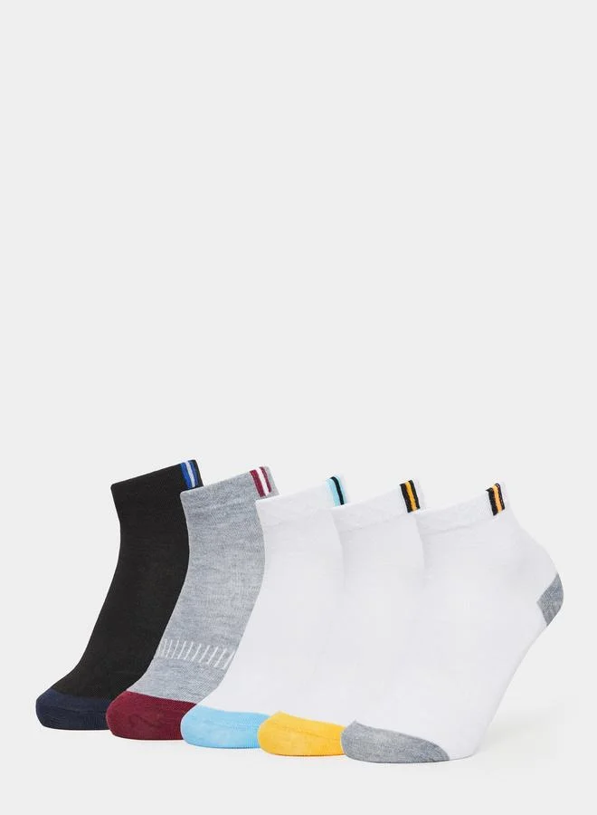 ستايلي طقم 5 أزواج جوارب كاحل بتفاصيل مخططة